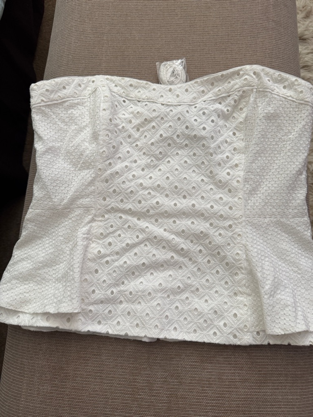 White House Black Market White Eyelet Strapless Peplum Tank - Picture 3 of 5
